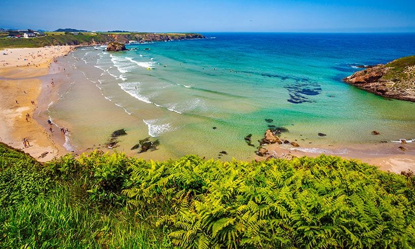Playas, villas marineras y una senda costera, una ruta redonda por el occidente asturiano