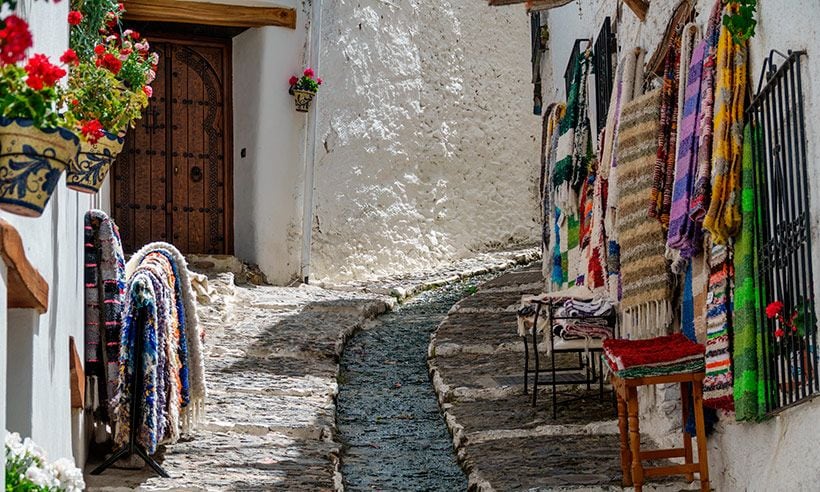 Escapada a la Alpujarra granadina, la desconexión necesaria de la mano de Jesús Calleja