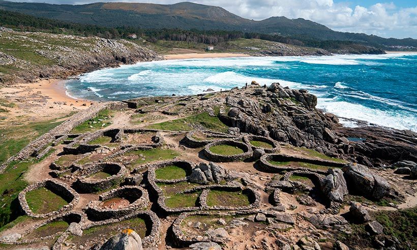 Por la Galicia celta, una ruta en coche de castro en castro
