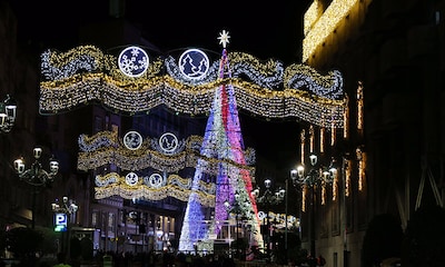 Vigo ya está iluminado por la Navidad