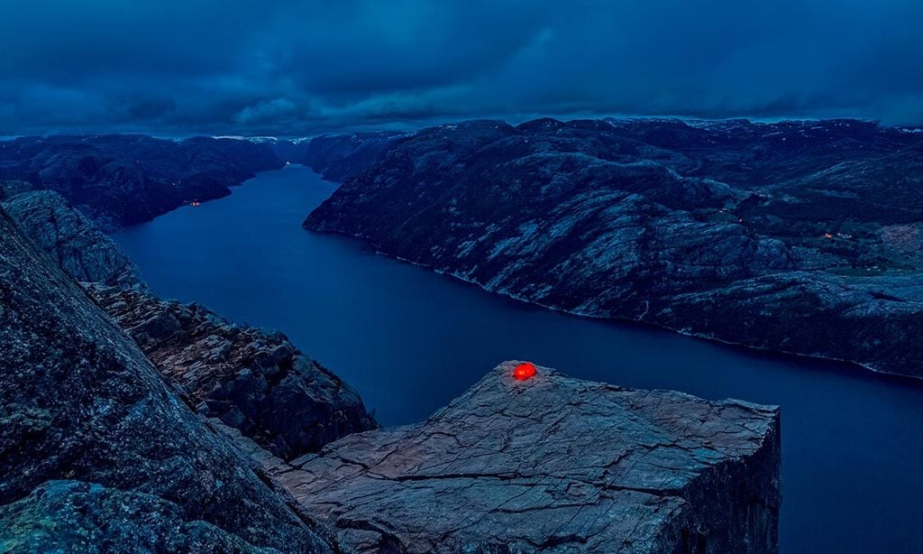 Preikestolen-nocturna