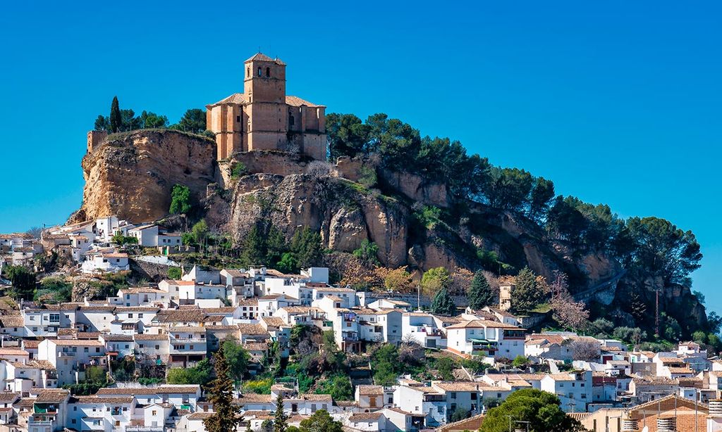 Panorámica del pueblo de Montefrío en Granada.