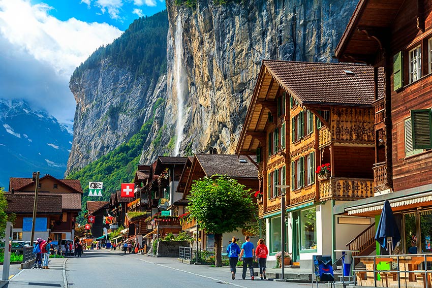 pueblo de Lauterbrunnen, Suiza