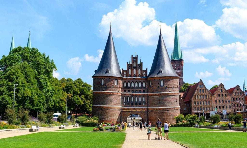 Lübeck, puerta de Holsten, Alemania
