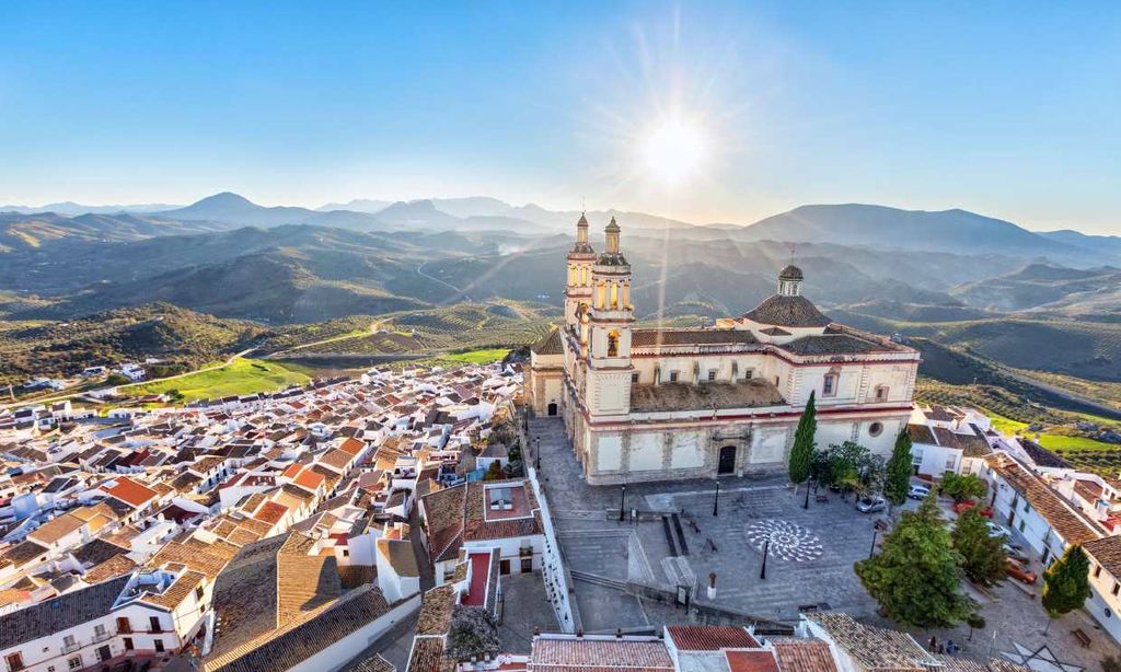 Olvera, el pueblo gaditano que ya es la Capital del Turismo Rural 2021