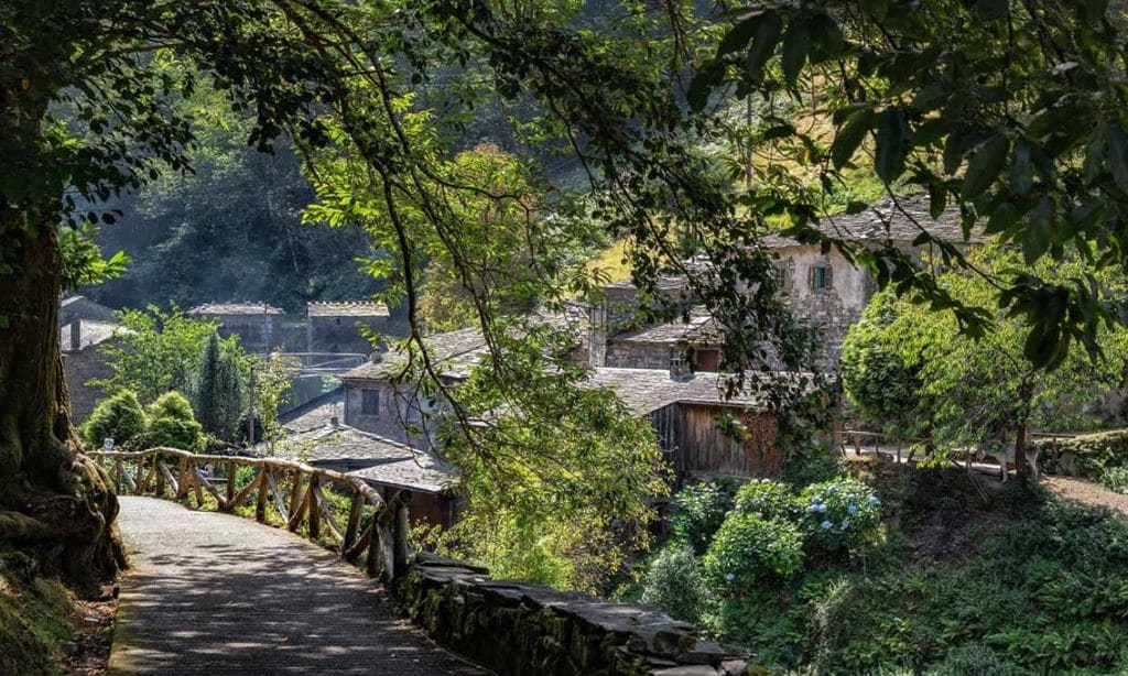 Os Teixois, uno de los conjuntos etnográficos más antiguos de Asturias