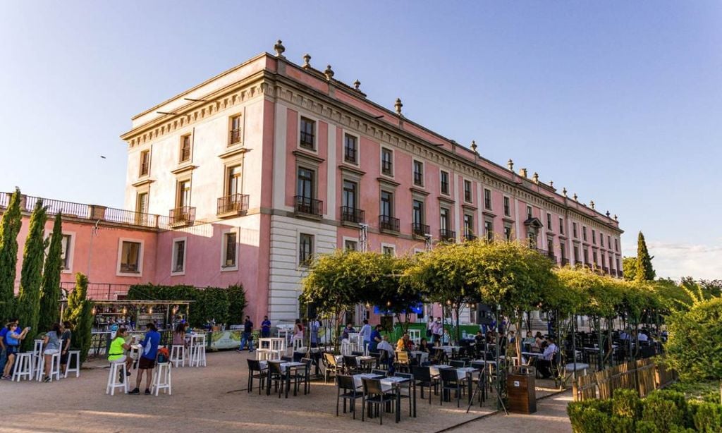 Cenar en el palacio de ‘La cocinera de Castamar’ es posible