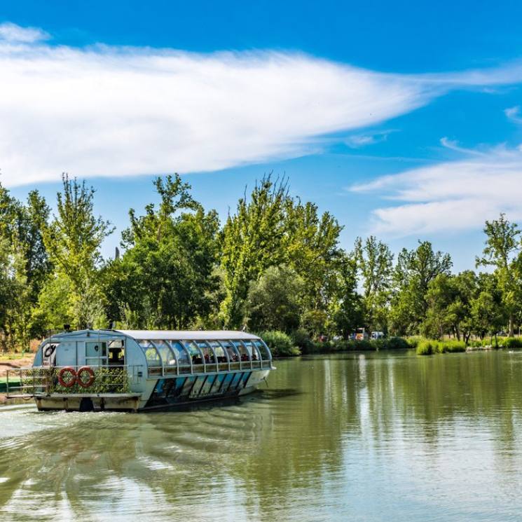 Navegando como reyes por Aranjuez, la excursión perfecta de otoño