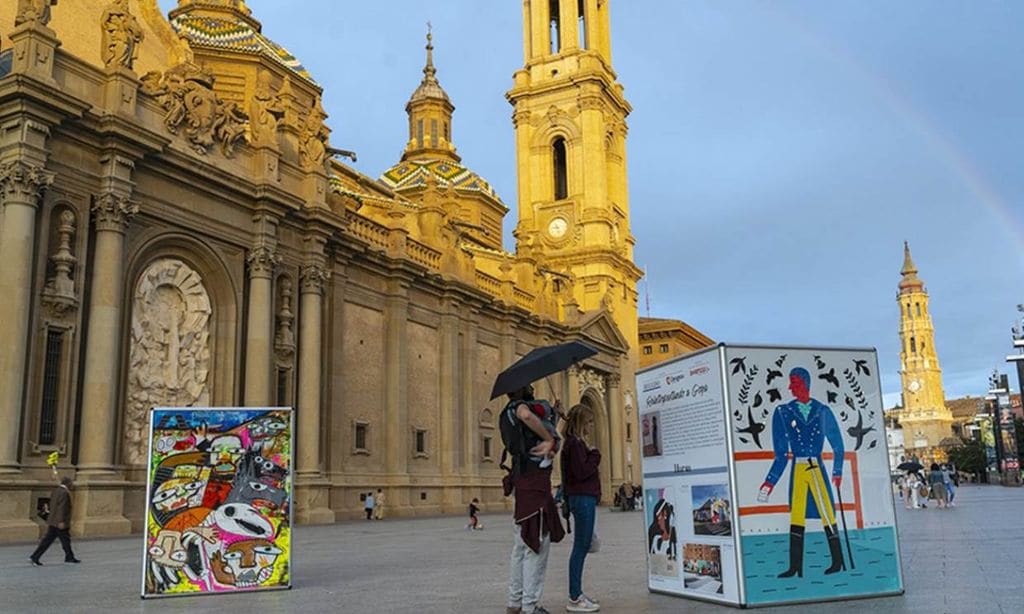 Iniciativa 'Cubos de Goya' en la plaza del Pilar con motivo de su 275 aniversario, Zaragoza