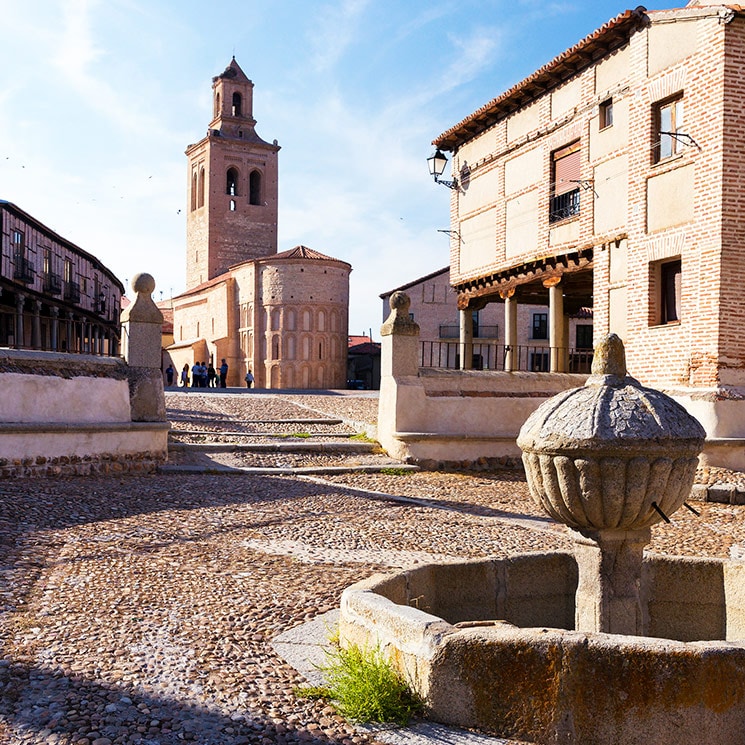 Diez pueblos de Ávila con castillos, arte mudéjar y bonitos senderos