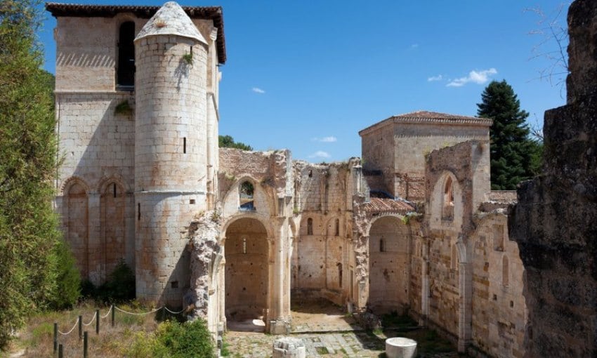 Ruinas del monasterio de San Pedro de Arlanza.