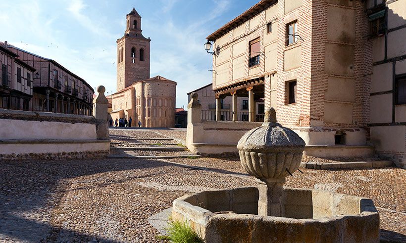 Panorámica de la plaza de Arévalo en Ávila