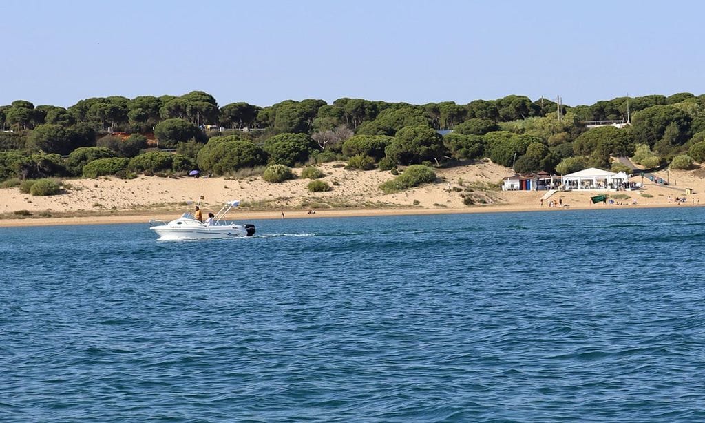 Playas frente a la flecha de El Rompido y el río Piedra, Huelva