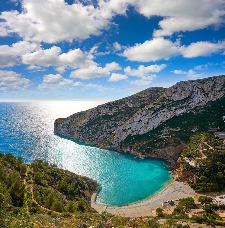 La Granadella, sobredosis de azul mediterráneo 