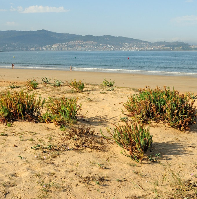 Playa América, el arenal más grande del sur de Galicia