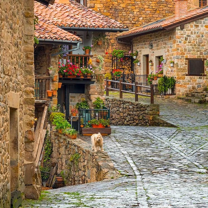 Bárcena Mayor, una maravilla rural en Cantabria