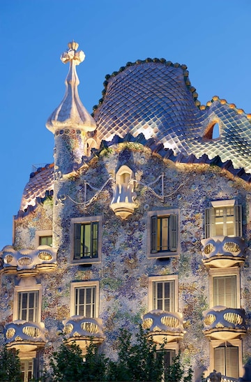 Lugares turísticos más importantes de España: casa Batlló en Barcelona