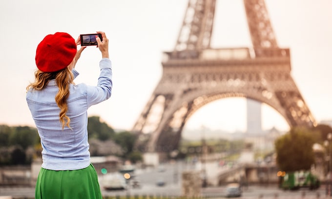 Errores viaje a París, Torre Eiffel