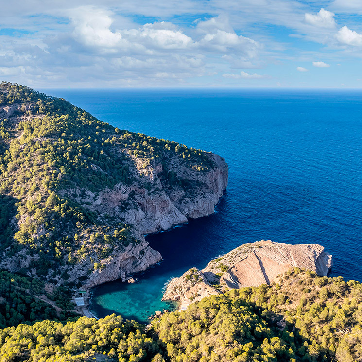 Los mejores senderos de Baleares acaban en calas paradisíacas