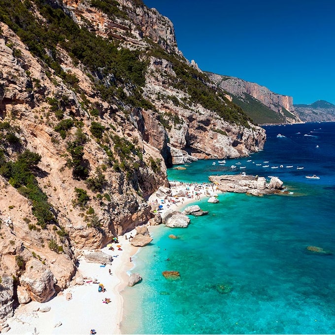 Italia en las 15 playas más deslumbrantes de sus cinco mares