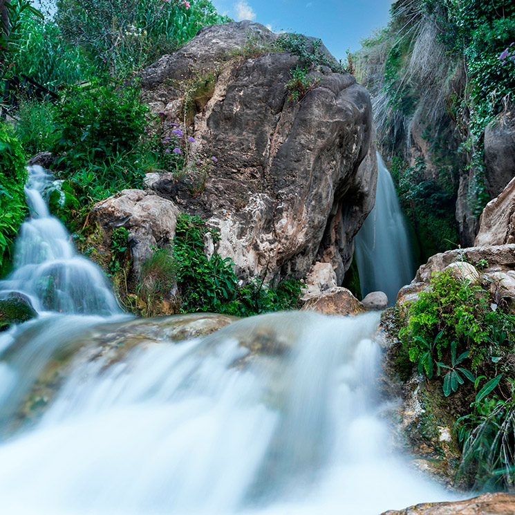 Las Fuentes del Algar, un paraíso de piscinas naturales en el interior de Alicante 