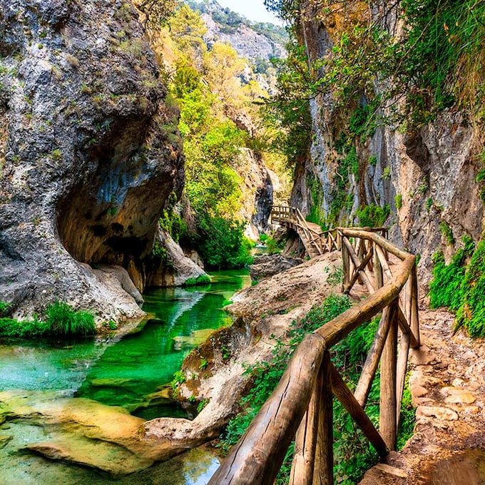 El desfiladero del río Borosa, cascadas y pozas en la sierra de Cazorla