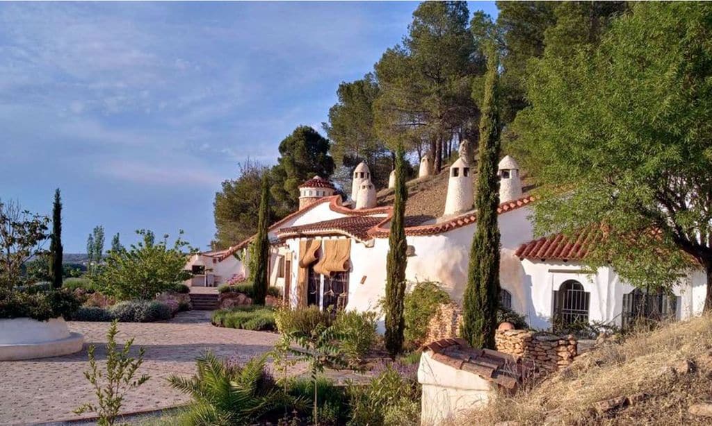 Casas cueva, los alojamientos donde dormirás al fresco surfeando la ola de calor