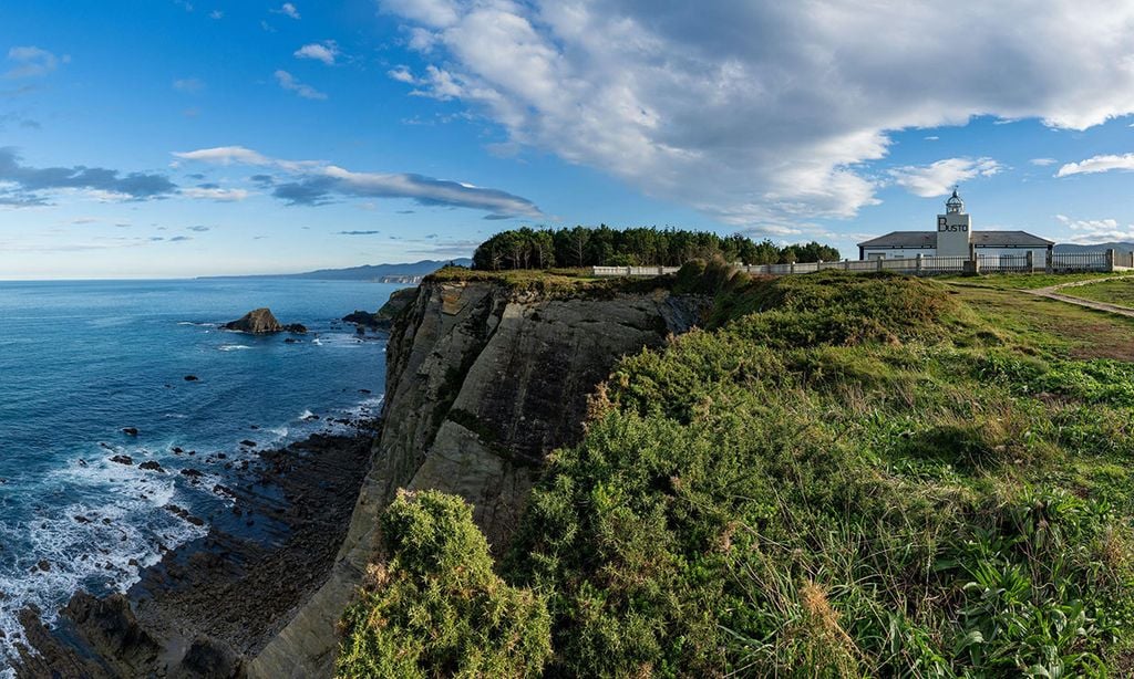 Busto, ese rincón de la costa asturiana para los viajeros más golosos