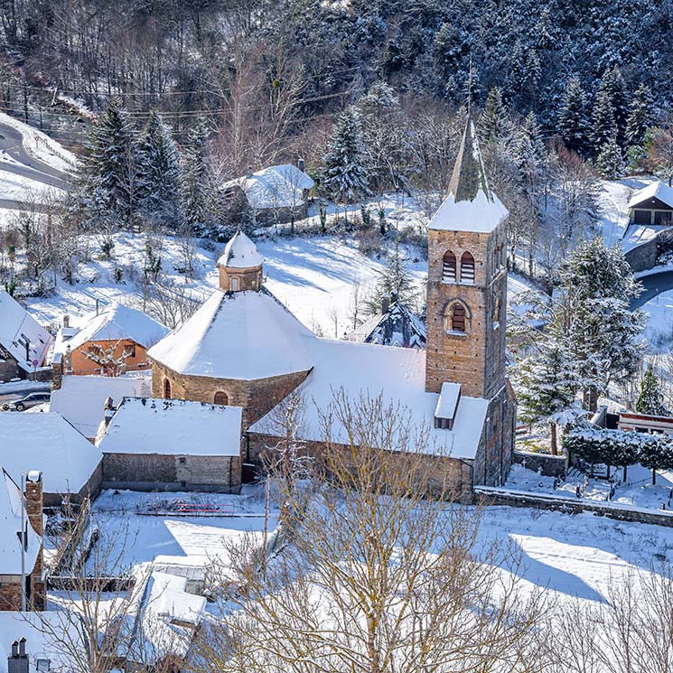 7 pueblos cerca de estaciones de esquí que puedes visitar tras la jornada de nieve