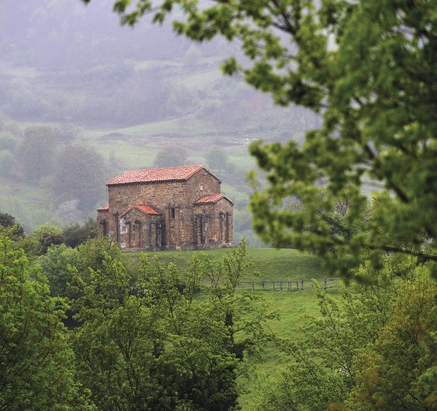 Santa Cristina de Lena en Asturias: Las 15 rutas por la España rural más desconocida de "Paisajes Sonoros"