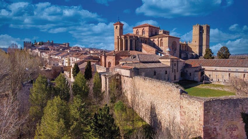 Catedral de Sigüenza: Las 15 rutas por la España rural más desconocida de "Paisajes Sonoros"