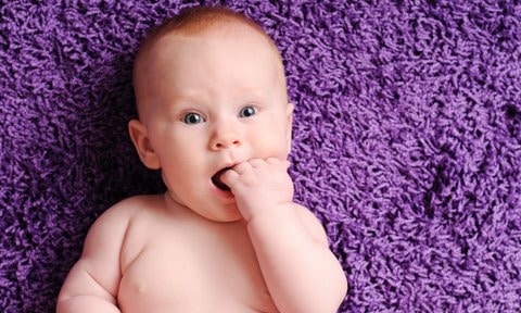 Muguet o candidiasis oral en bebés