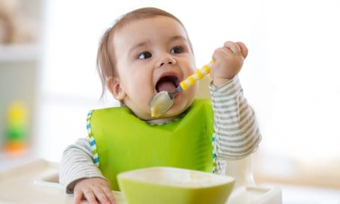 Cómo endulzar la comida de un bebé.