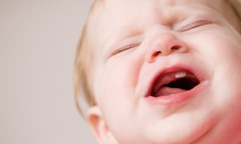 Salida de dientes en bebés