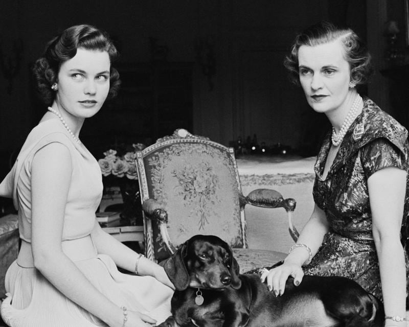 Margaret Campbell, Duchess of Argyll, with her daughter Frances Helen Sweeney