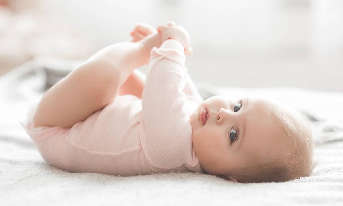 Las heces verdes en bebés no siempre implica un problema de salud grave