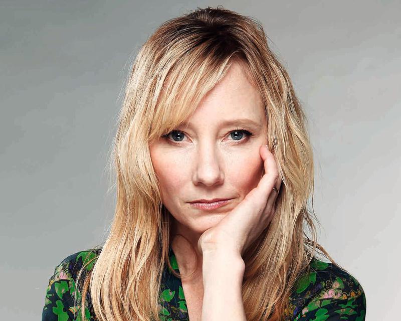 Anne Heche HOLA 4072