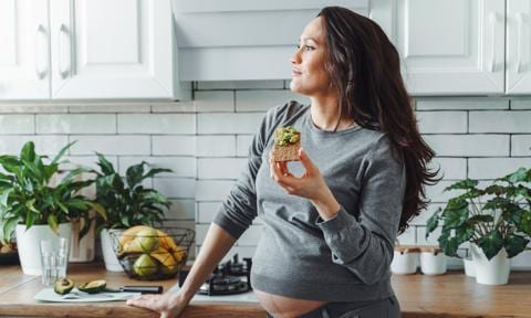 Por qué es importante controlar el peso duante el embarazo