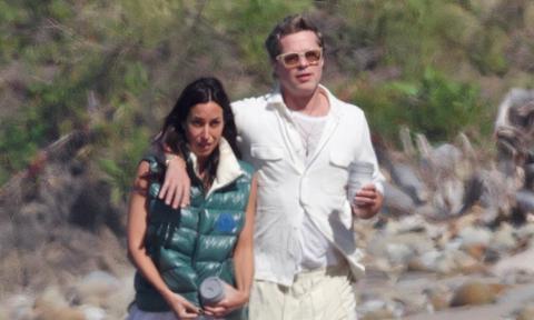HO4163 Brad Pitt e Inés de Ramón en Santa Barbara
