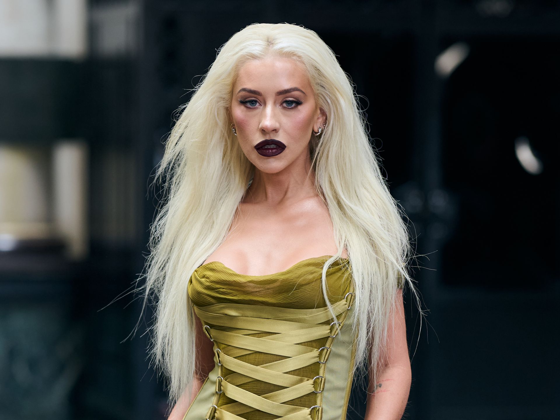 Christina Aguilera revives vintage Versace dress for the first time in 22 years Christina Aguilera revives vintage Versace dress for the first time in 22 years