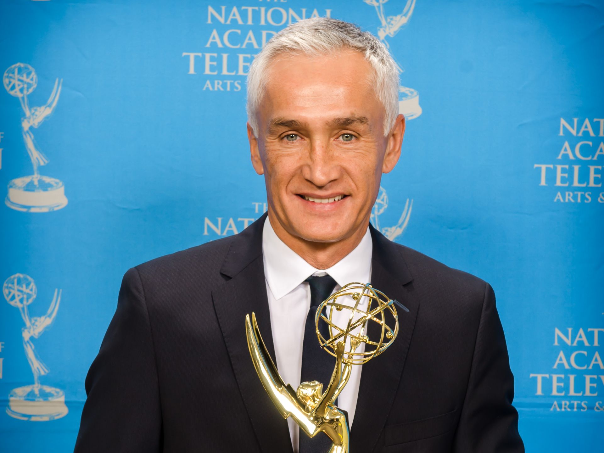 Jorge Ramos gets emotional saying goodbye to TelevisaUnivision: 'It's been  quite a ride'