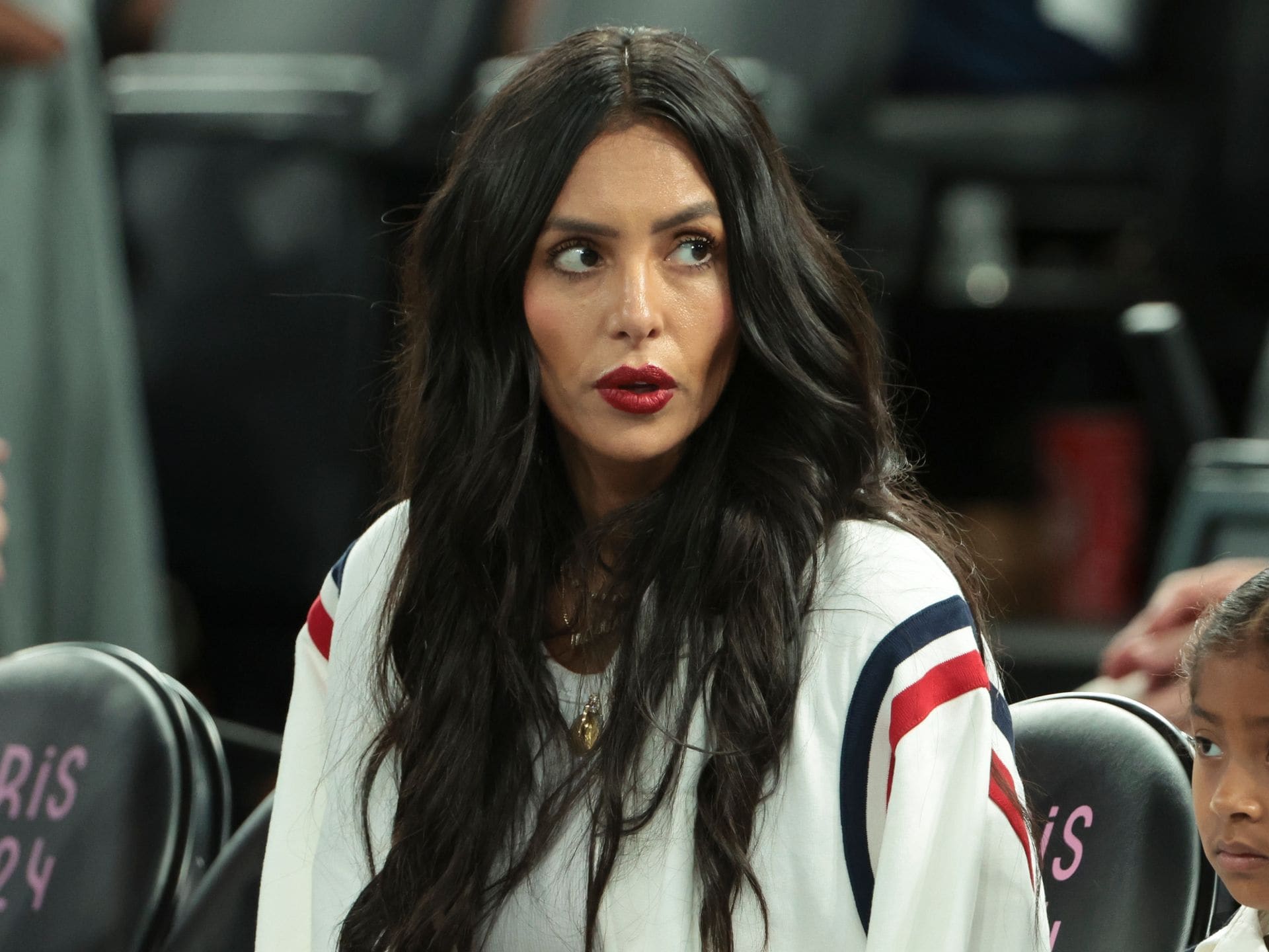 Vanessa Bryant pregnancy: Kobe Bryant's wife addresses baby rumors with photo of Rihanna