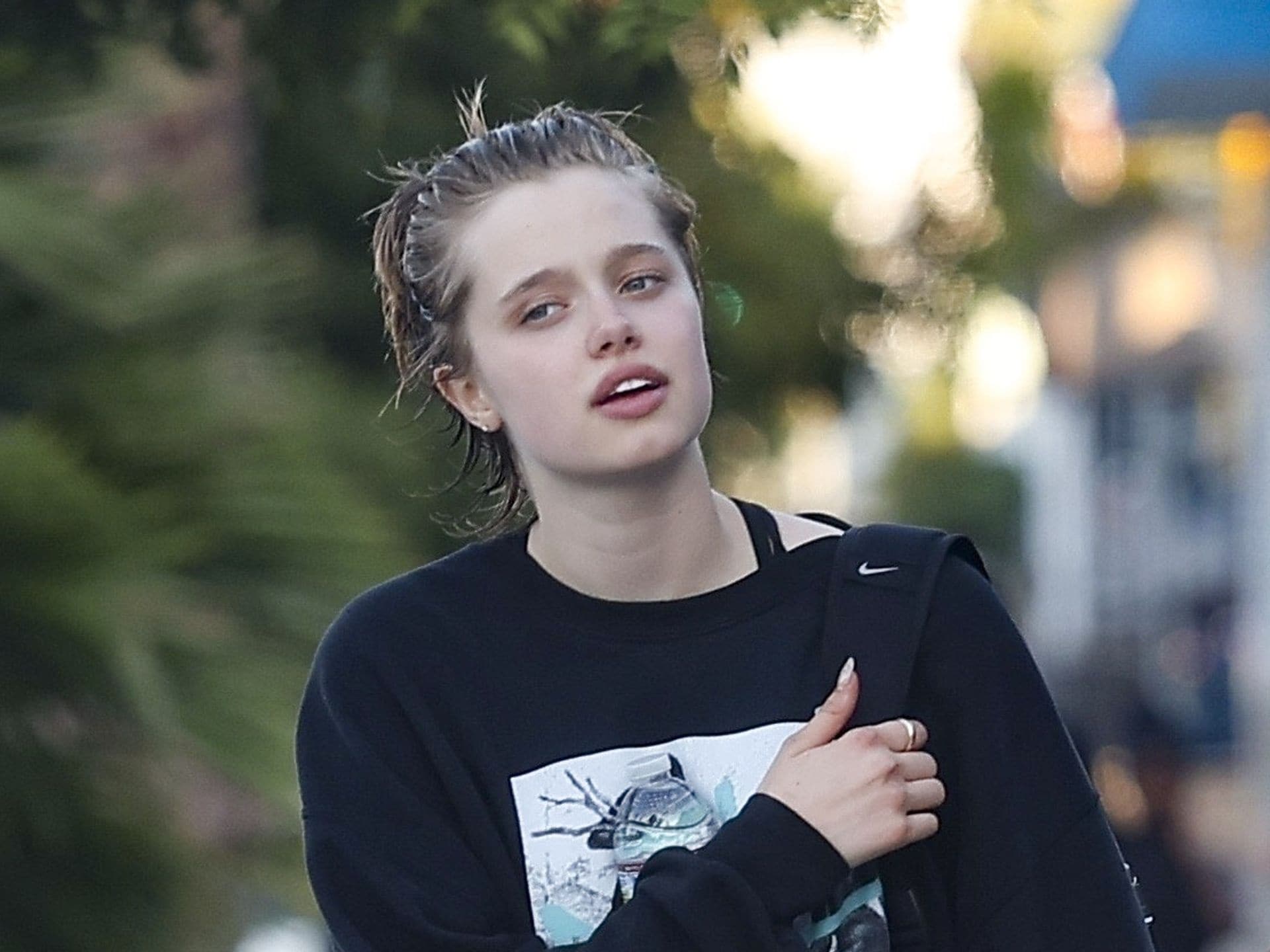 Shiloh Jolie spotted with a new pixie cut while out in L.A. with a close  friend
