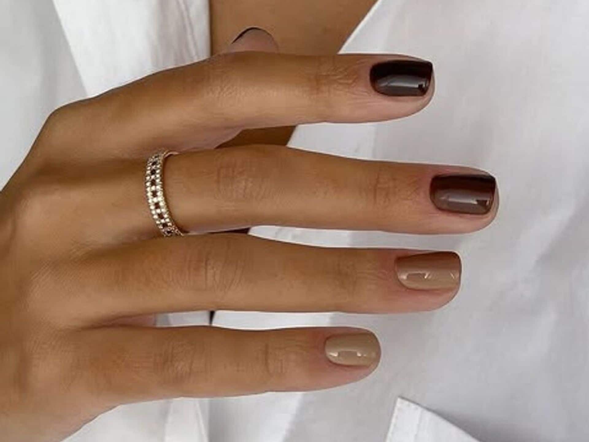 Boho Chic Ombre Nails 2025