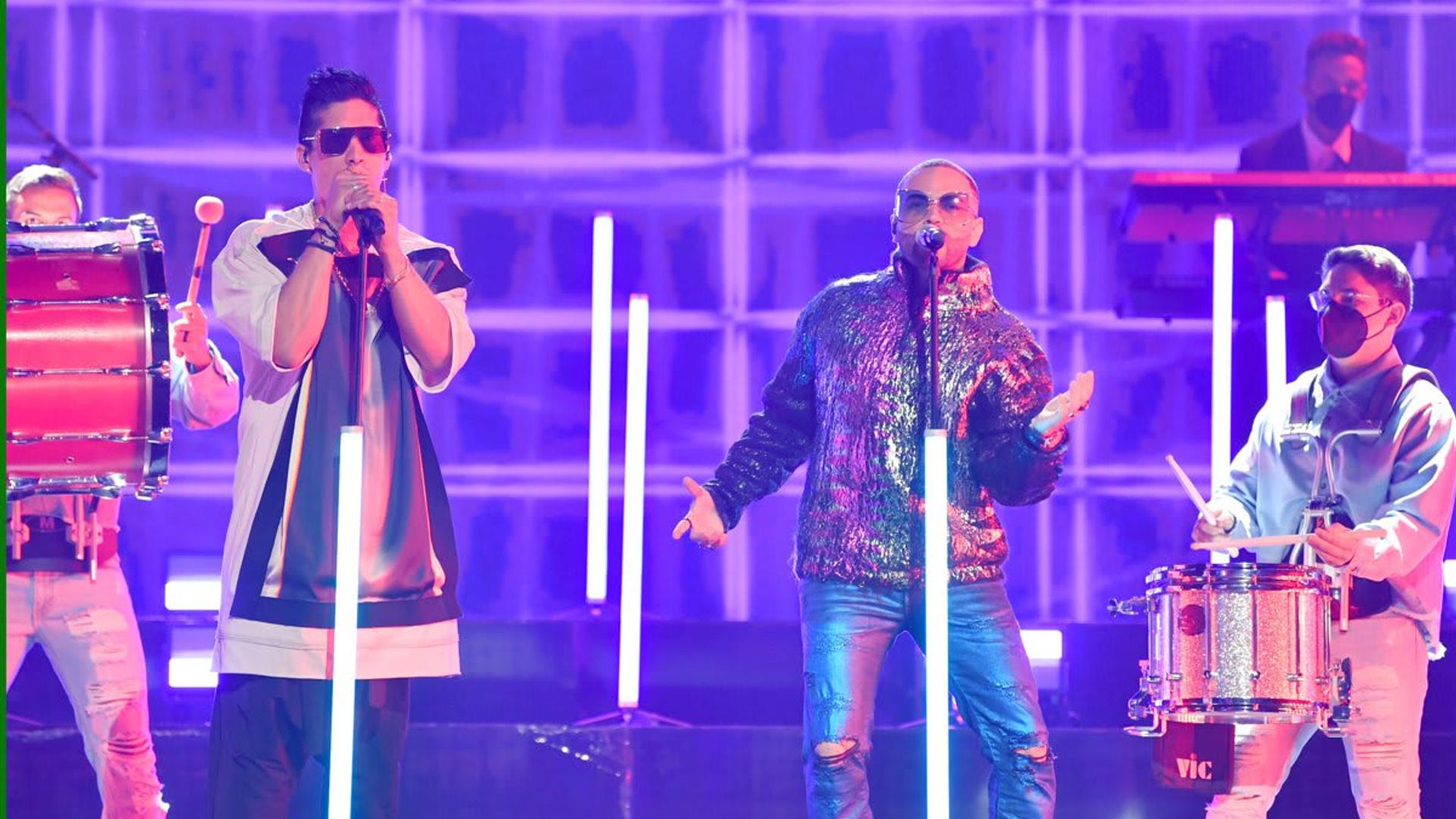 Chyno and Nacho’s performance at 2021 Premios Juventud was emotional and powerful