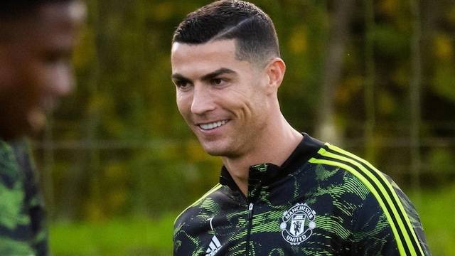 Manchester United Training and Press Conference