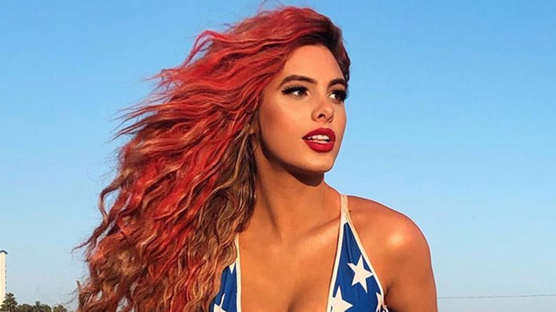 Red, white & blue: Lele Pons celebrates first Fourth of July as an American Citizen with gorgeous selfie