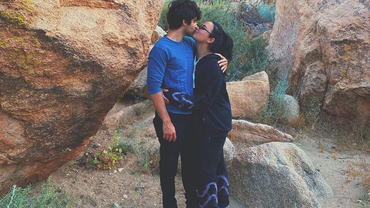 Demi Lovato and Max Ehrich take a very PDAfilled road trip to Joshua Tree