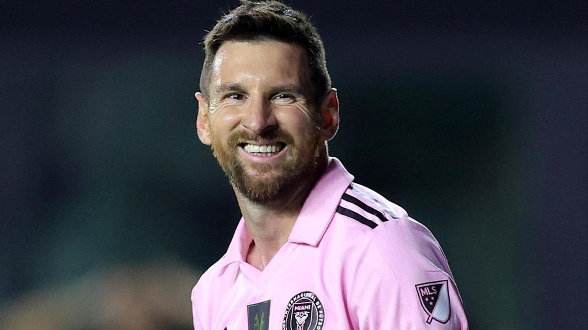 Lionel Messi makes a little girl in El Salvador cry in heartwarming video