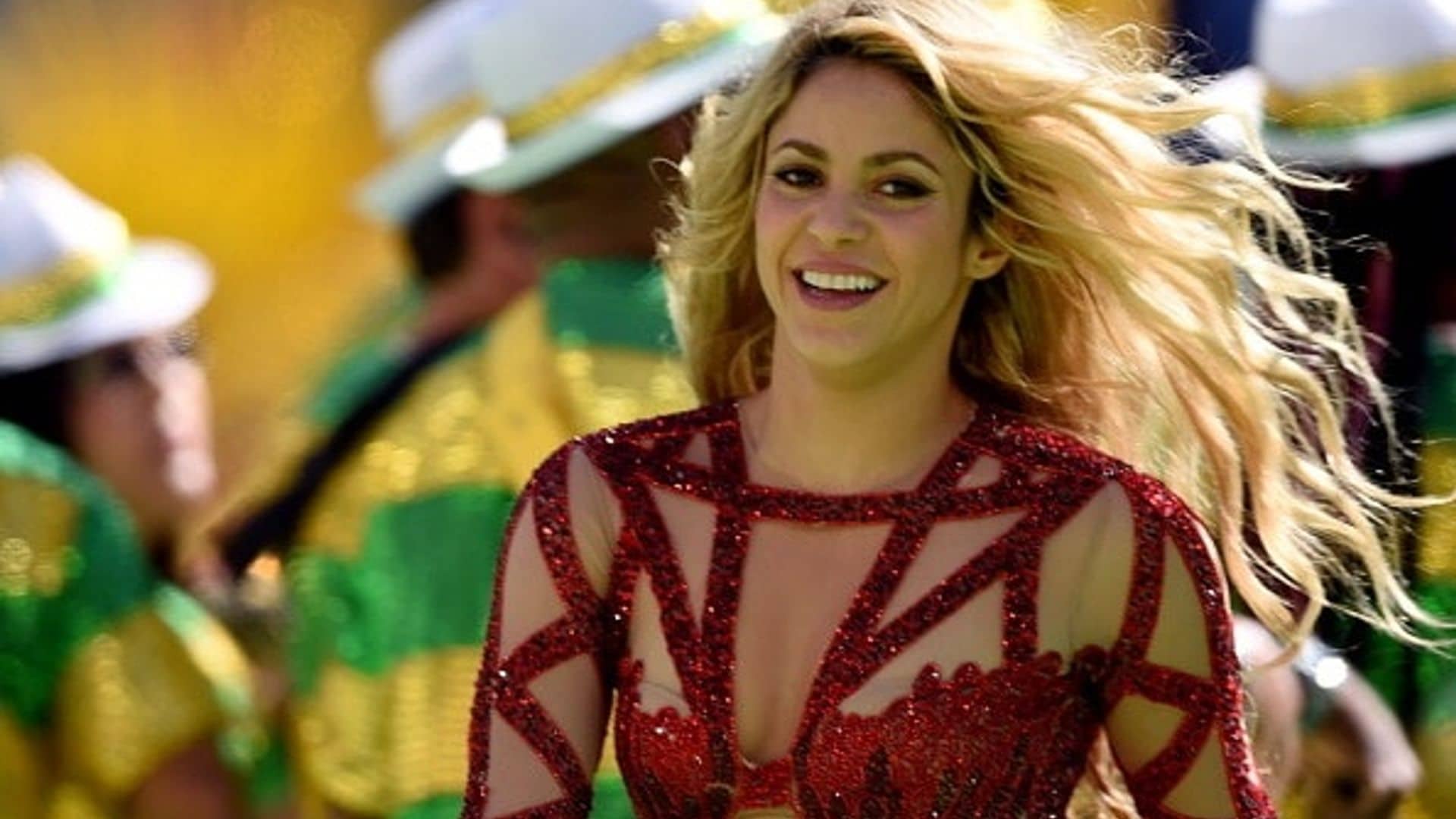 Shakira is back in her skinny jeans three months after giving birth